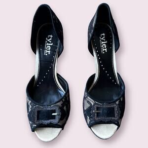 Tyler by Richard Tyler Lace, Satin and Suede  Black and Nude Blues Heels Sz 6.5